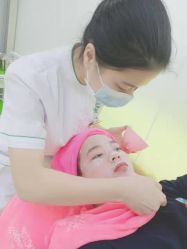 -苗医生专业祛痘·皮肤管理