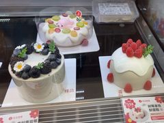 -花花卷卷·鲜食蛋糕(静安久光百货店)