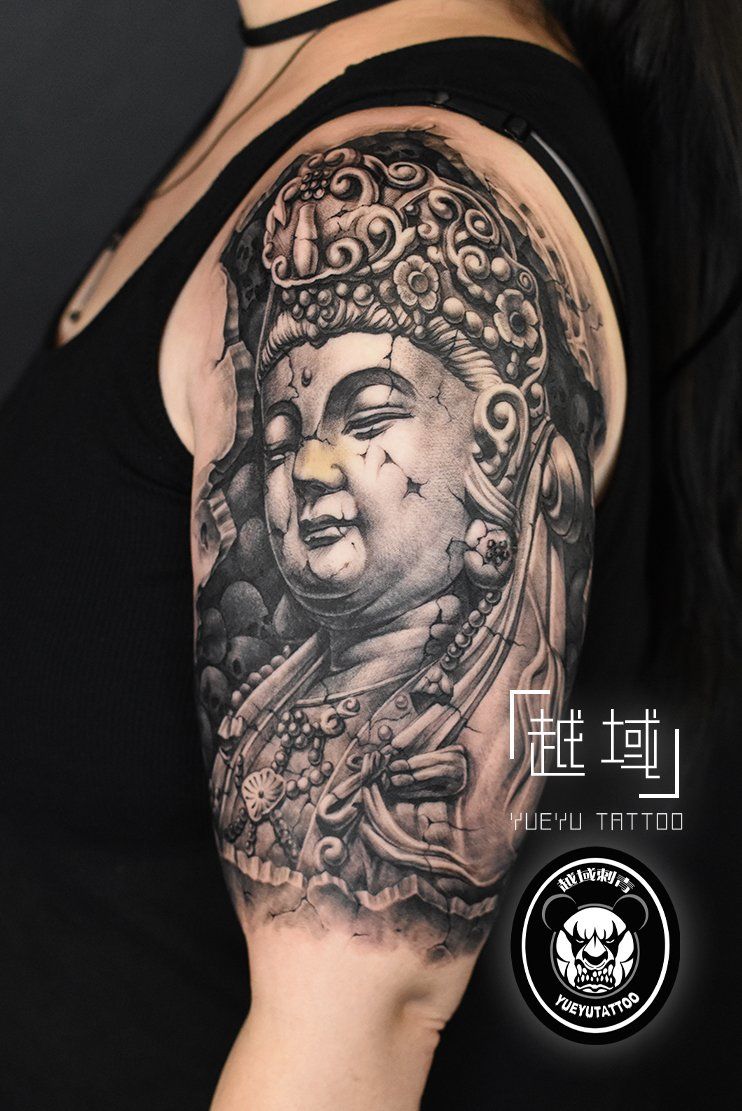 手臂佛像纹身