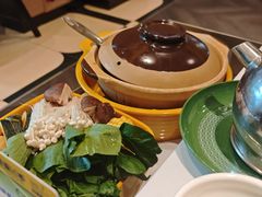 -润园四季椰子鸡火锅(卓越INTOWN店)
