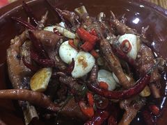 烧大鸡脚-老三样·美食研究中心(世贸路店)