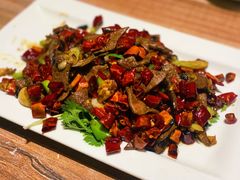 -三湘四水正宗湘菜(君峰路店)