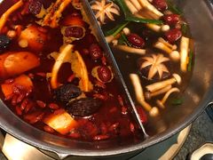 -湊湊火锅·茶憩(新中关购物中心店)