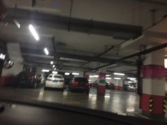 -鹏欣·水游城A区-停车场