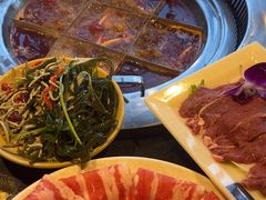 -唇辣号重庆老火锅(燕郊鑫乐汇店)