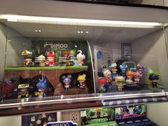 -泡泡玛特POPMART(蓝色港湾店)