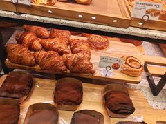 -巴黎贝甜(大宁国际商业广场店)