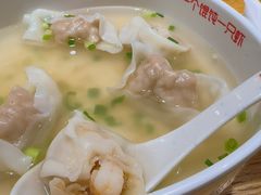 虾仁大馄饨-南城香(北京南站店)