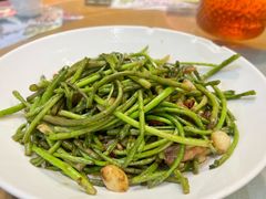 -黄泥岗·地道湖北菜(奥特莱斯店)