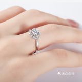 等一起看烟花时，用这枚戒指向她求婚！