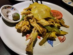 -大头虾越式风味餐厅(光明广场店)