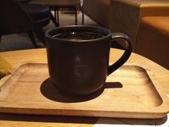 -星巴克臻选(上海合生汇1F店)