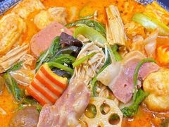 -万记麻辣烫国展总店
