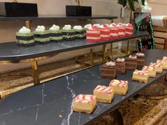 -皇朝万鑫自助餐厅