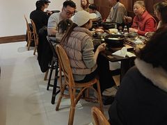 -银米·云南传统过桥米线(双廊黑金冠店)