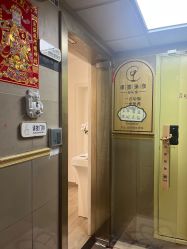 -闺蜜瑜伽·普拉提女性塑形馆