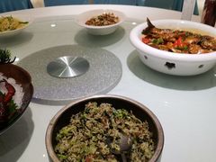 -沪华海鲜大酒楼(南汇店)