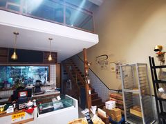-沁屋面包店(人民东路店)