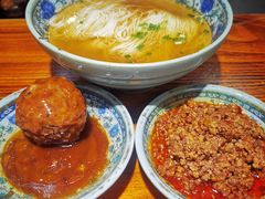 -老外婆本帮面(塔城路店)