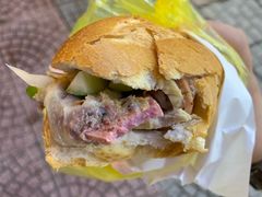 -Bánh Mì Huynh Hoa