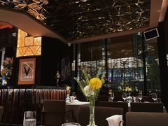 -Mogul Eatery·大亨餐酒馆