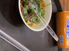 麻酱小料-万记麻辣烫国展总店