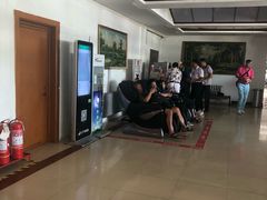 -辽河服务区-停车场