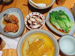 -蟹黄鱼·海派深夜面馆(巨鹿路店)