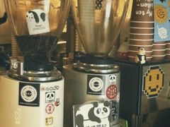 -熊猫一间店欧式奶茶铺