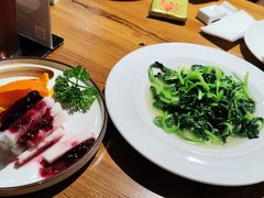 -金枝玉叶上海人家食府(三里河店)