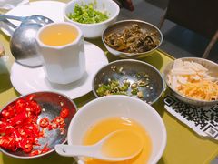 -颜氏双江清水鱼一养身火锅(磁器口店)