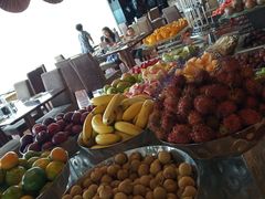 -荣誉国际酒店-云顶旋转餐厅