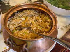 铜锅牛肝菌土豆炒饭-蔼若春.传承三十年云南菜(金碧公园店)