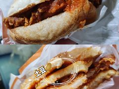 大盘鸡风味麦辣鸡腿汉堡-麦当劳(凯德广场店)