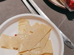 -生活如沸·顺德水牛奶火锅(大学路店)