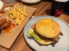 -必胜客(骡马市店)