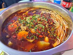 -川囧肥肠鸡·美蛙鱼锅(平高广场店)