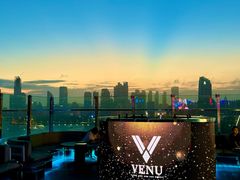 -VENU+海景酒廊