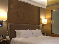 iphone_upload_pic-上海中航虹桥机场泊悦酒店