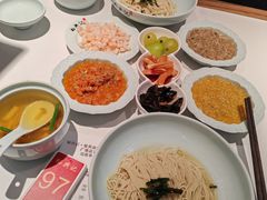 -裕兴记•蟹黄面馆(人民广场店)