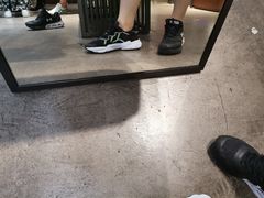 -adidas(滔搏朝阳大悦城店)
