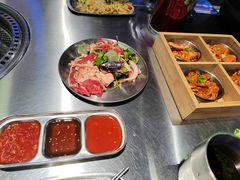 -马路牙子烧烤音乐酒馆(望京店)