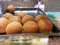 -白玉兰食品甜凤店(合生汇店)