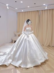 -予白婚纱礼服馆