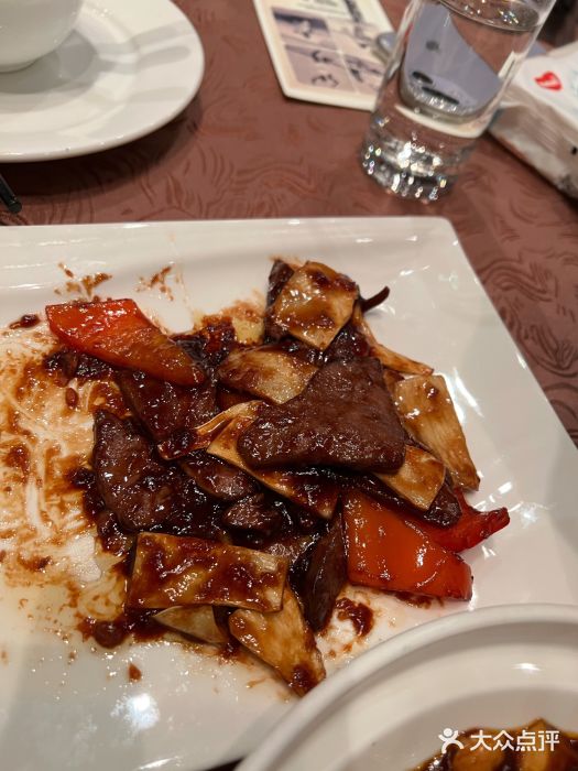 东方明珠老上海8号餐厅酱爆猪肝图片
