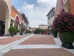 -佛罗伦萨小镇广佛名品奥特莱斯(疏港路店)