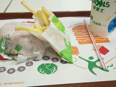 -华莱士·全鸡汉堡(四道街店)