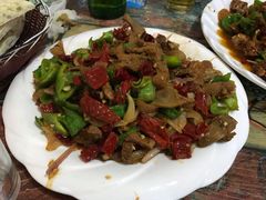 -萨宁音登锡伯风味餐厅(一楼店)