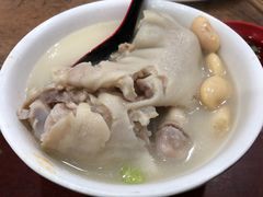 -雷祖芳老妈蹄花店