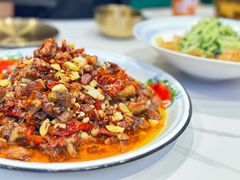 -沙枣树辣子鸡•新疆家常菜(喀什西路店)